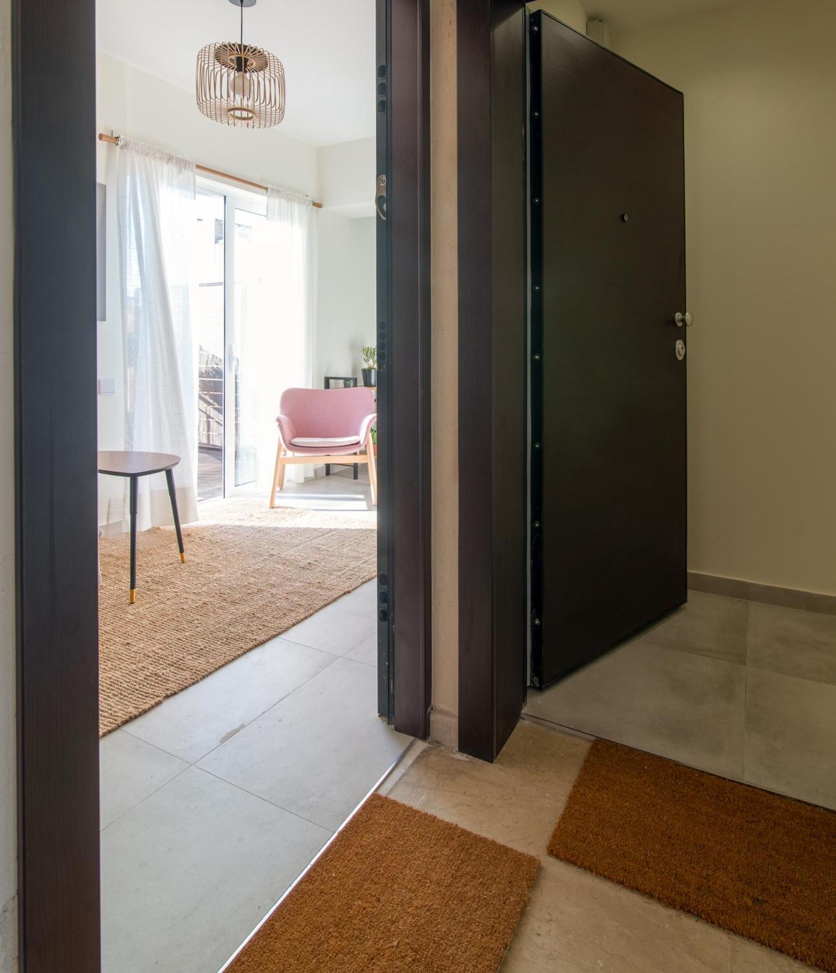 Cosy & Stylish 1-Bedroom Apartment In The Centre Athena Bagian luar foto
